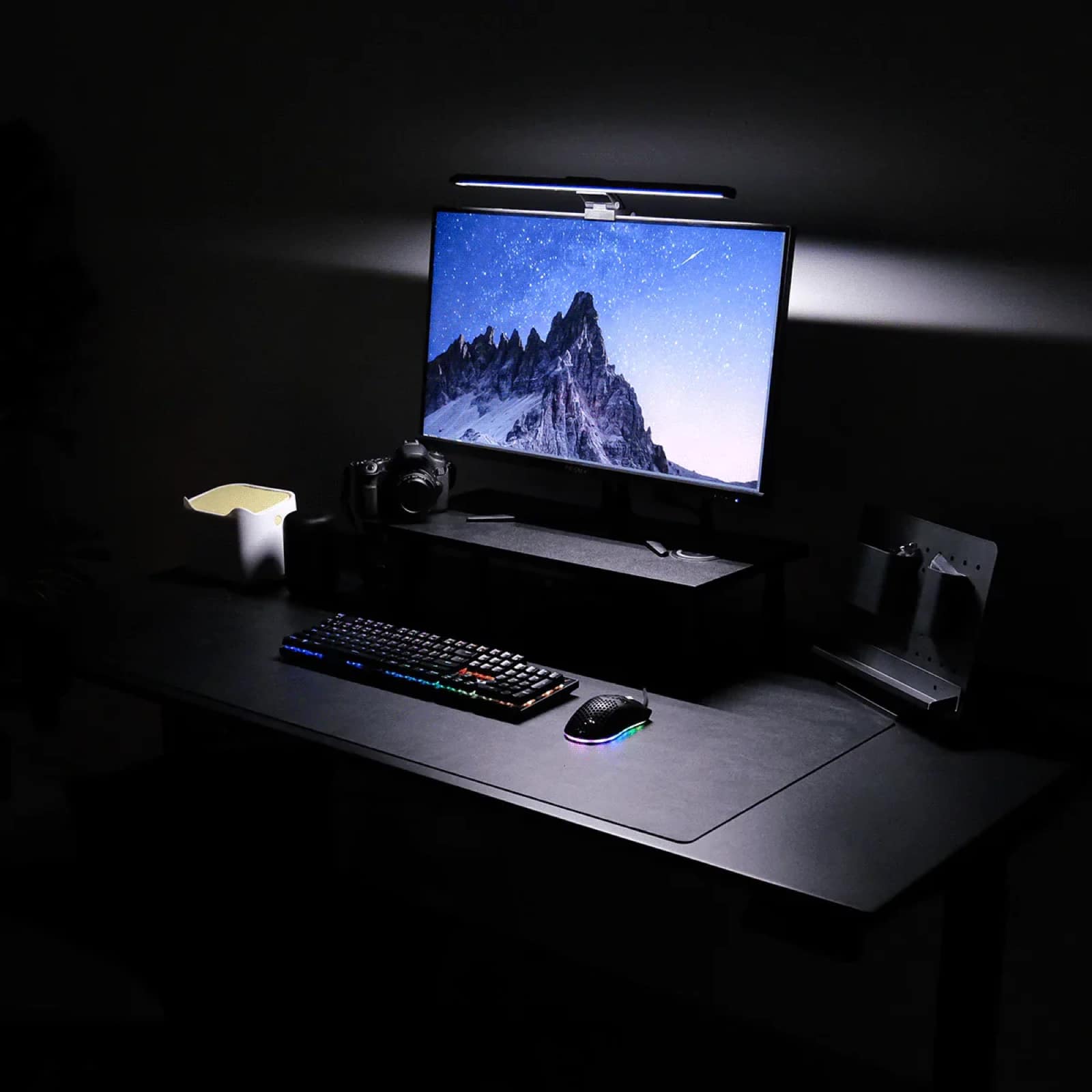 Monitor Light, Touch Control